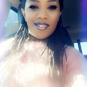 Meet your Posher, Melissa  nadia